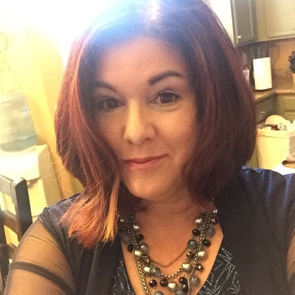 Meet your Posher, Stacey - Picture 1 of 1